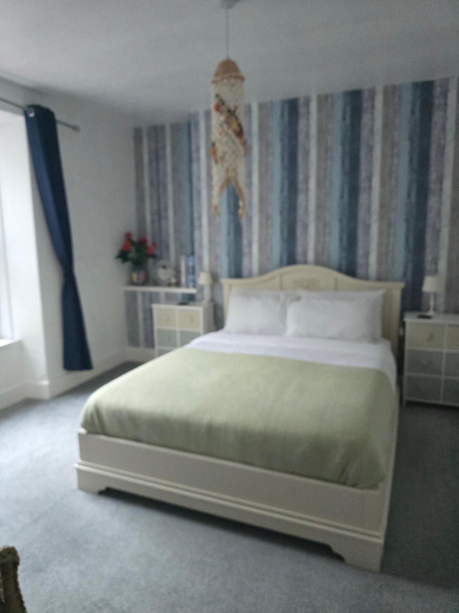 ברמאות' Bluebells Guest House מראה חיצוני תמונה